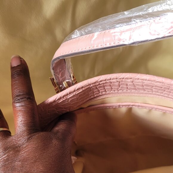 Purse - Picture 6 of 7